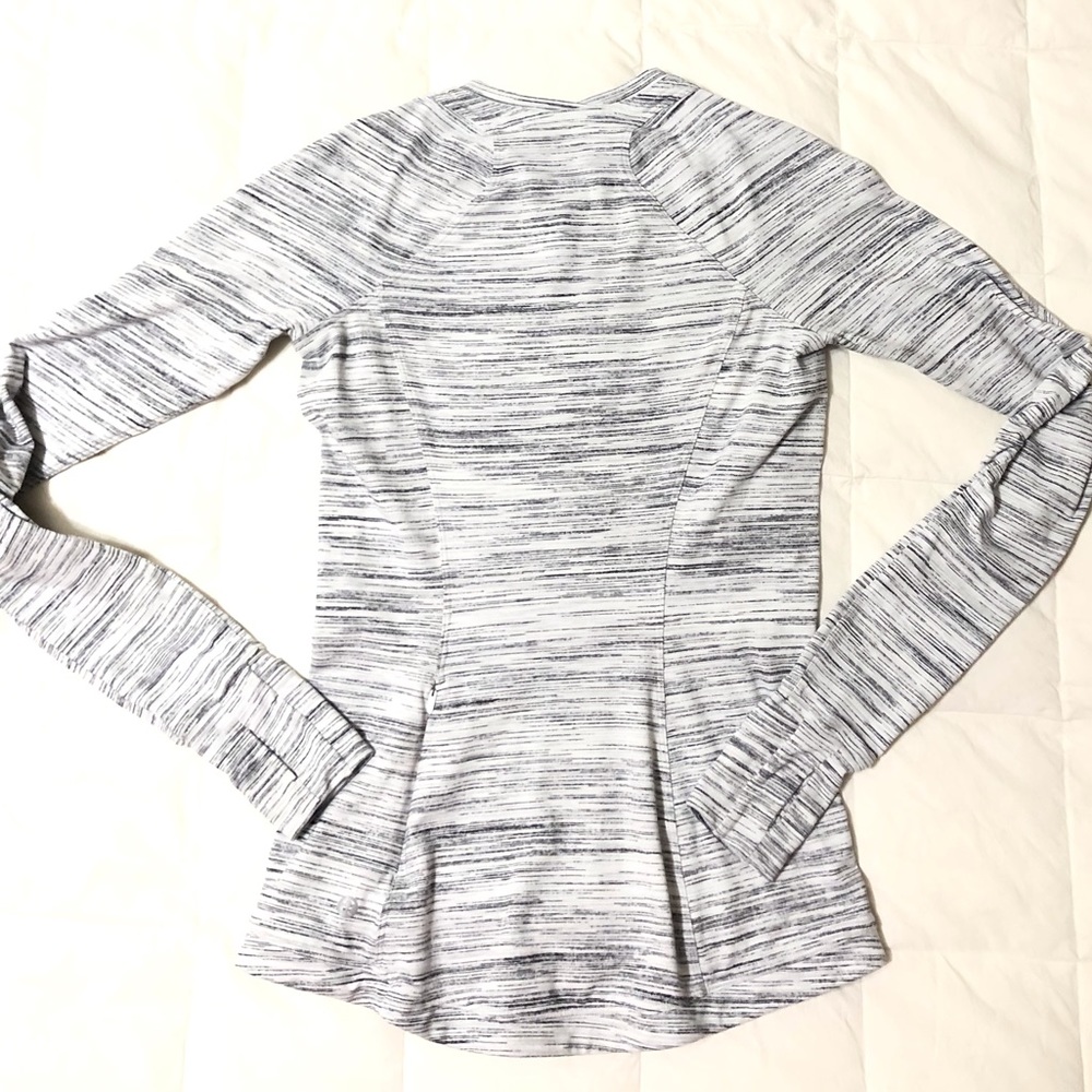 🍋Lululemon Runderful crew long sleeves